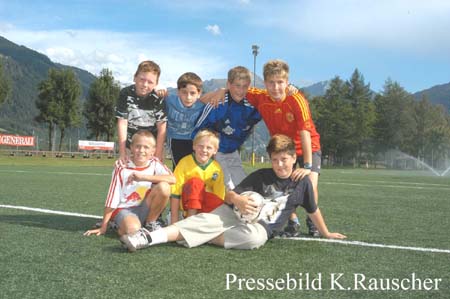 SCH_REDBULLOLDIES_Kinder1